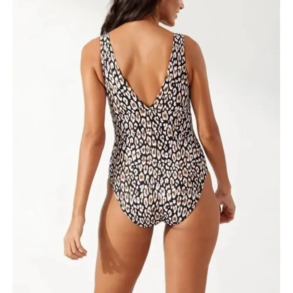 New TOMMY BAHAMA Women's Palm Modern Safari Cat V-Neck One-Piece Swimsuit Size16
